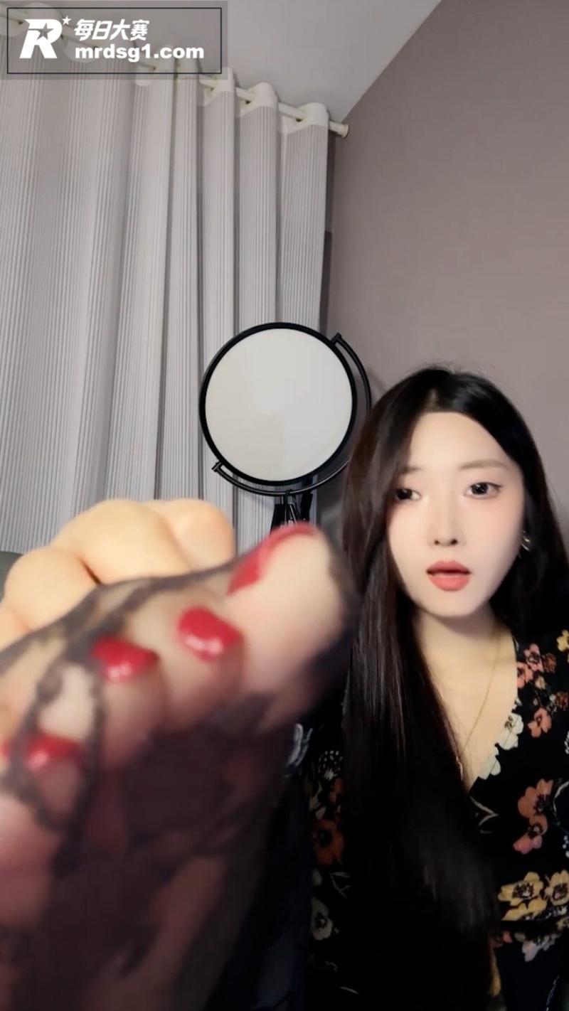 玩物社交直播 娩娩大相关图片9