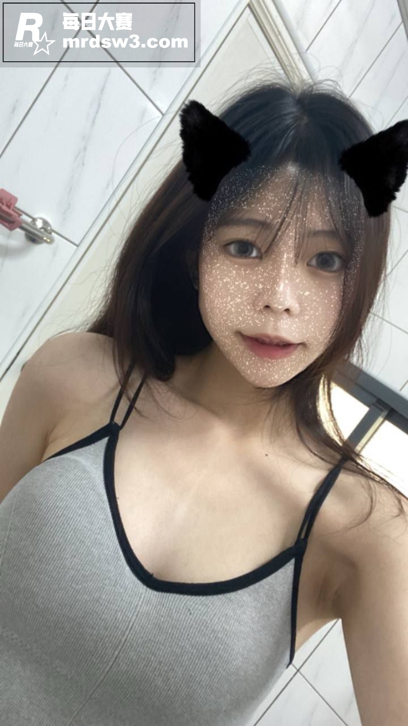 清纯颜值学生妹 大量相关图片11