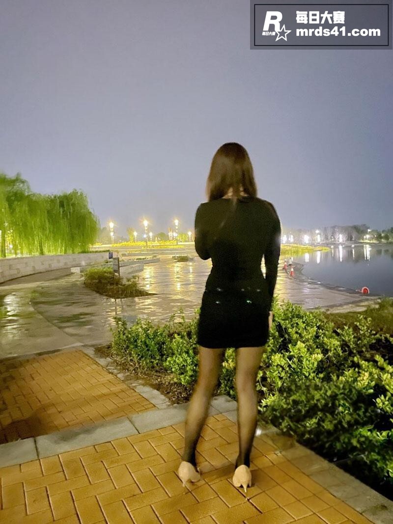 海角社区 强奸少妇邻相关图片2