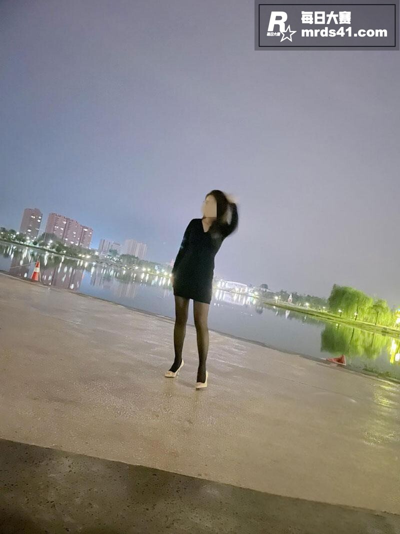 海角社区 强奸少妇邻相关图片3