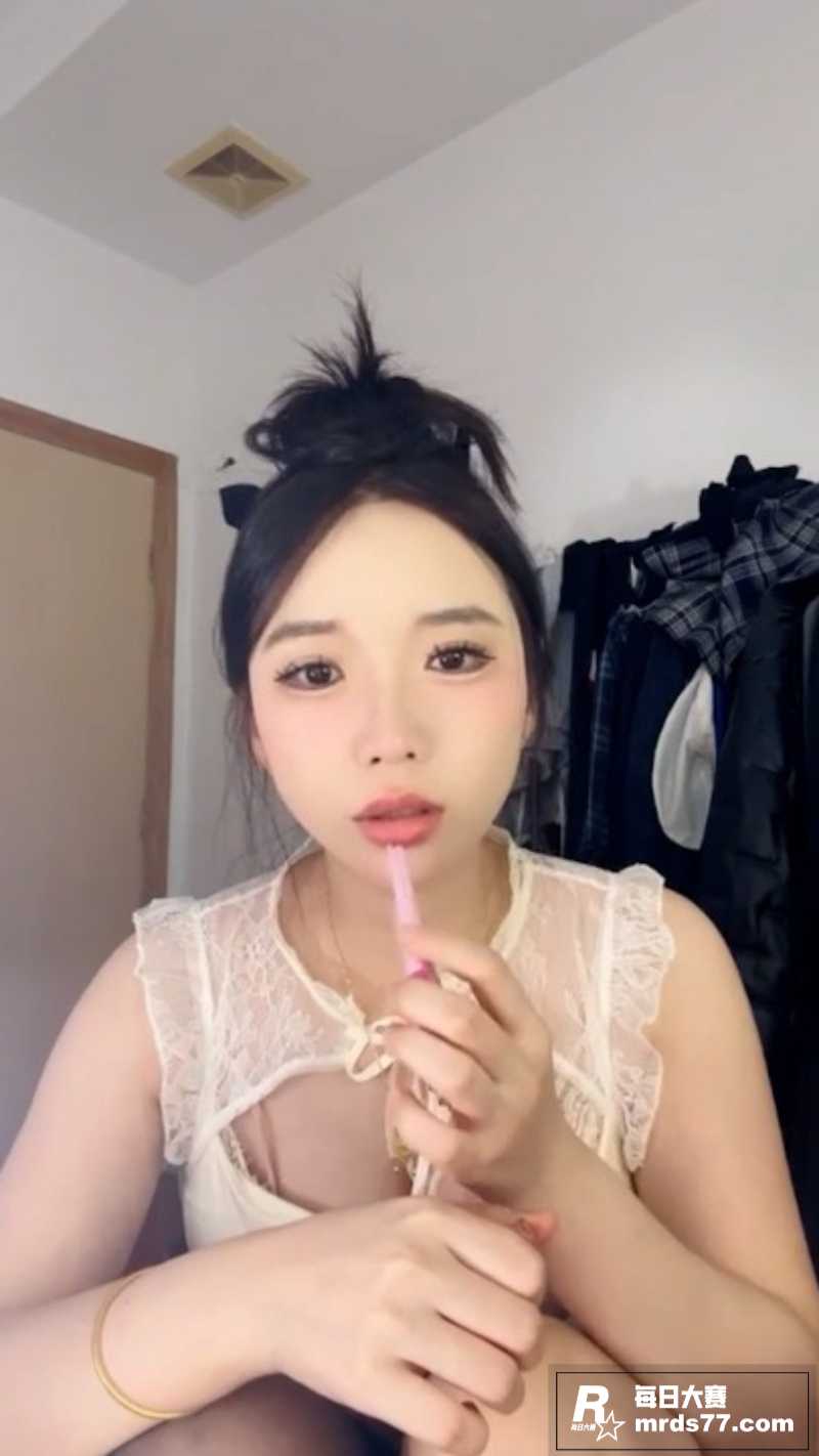 玩物直播调教女王 白相关图片8