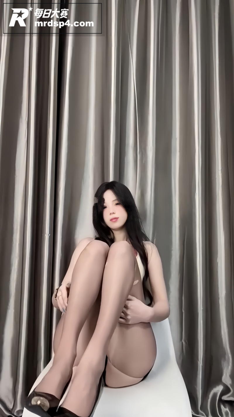 抖音高颜值网红女神 相关图片10