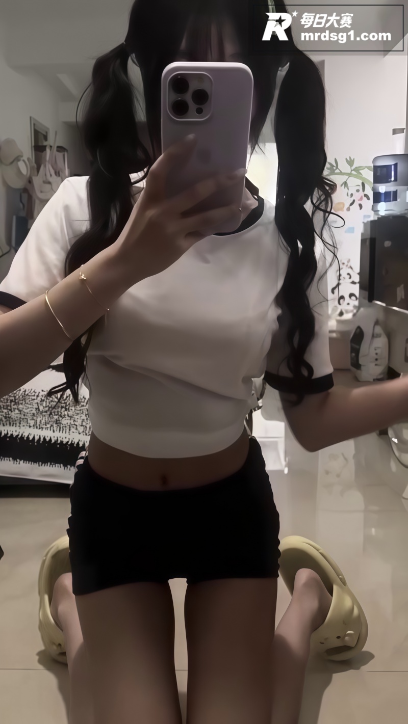 快手高颜值纯欲女神 相关图片6