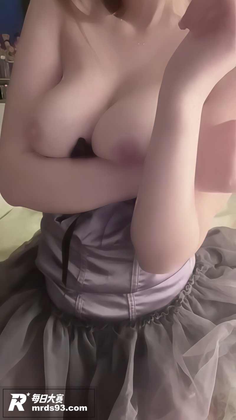 抖音极品巨乳网红 s相关图片8