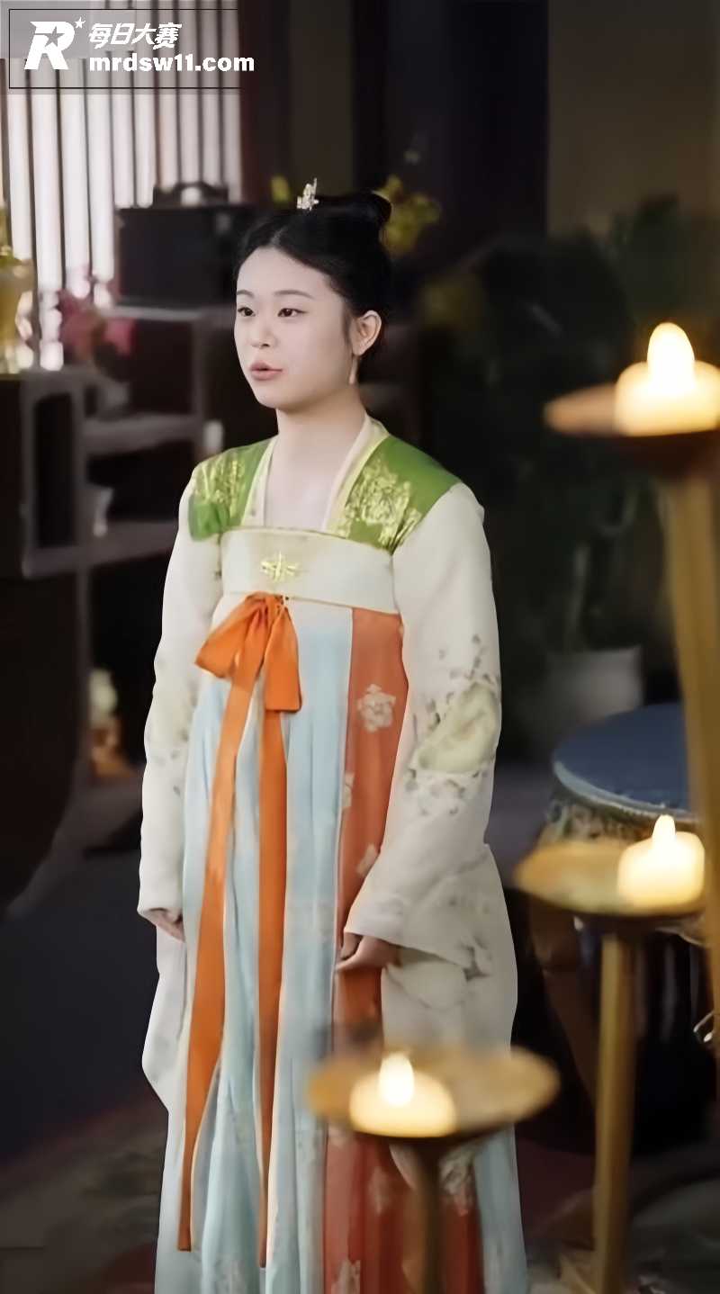 AI成人短剧 穿成假相关图片1
