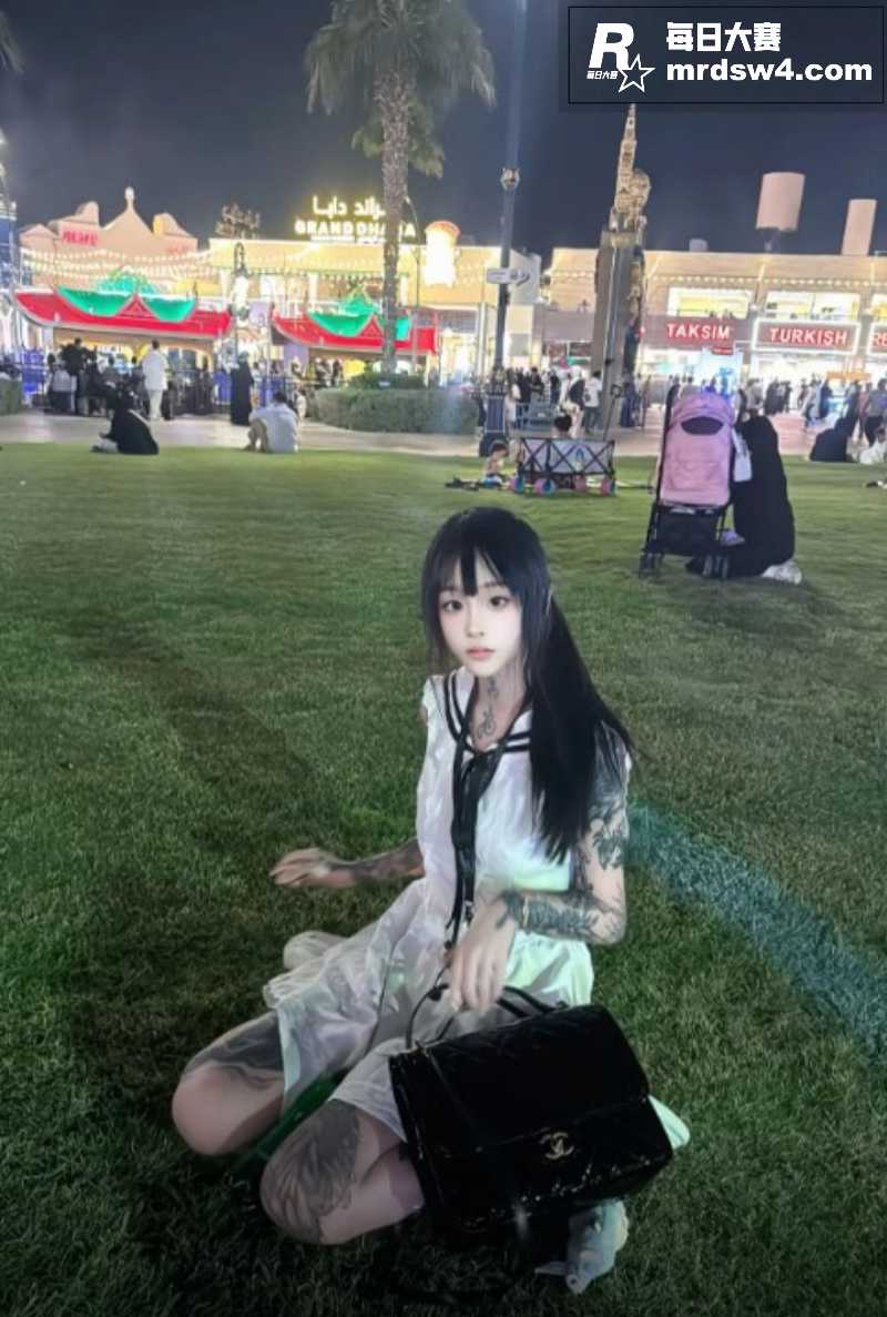 抖音极品颜值女神 九相关图片2