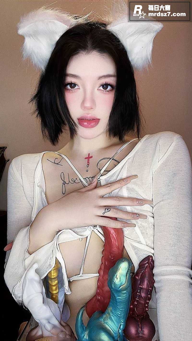 推特极品丝足女神 z相关图片1
