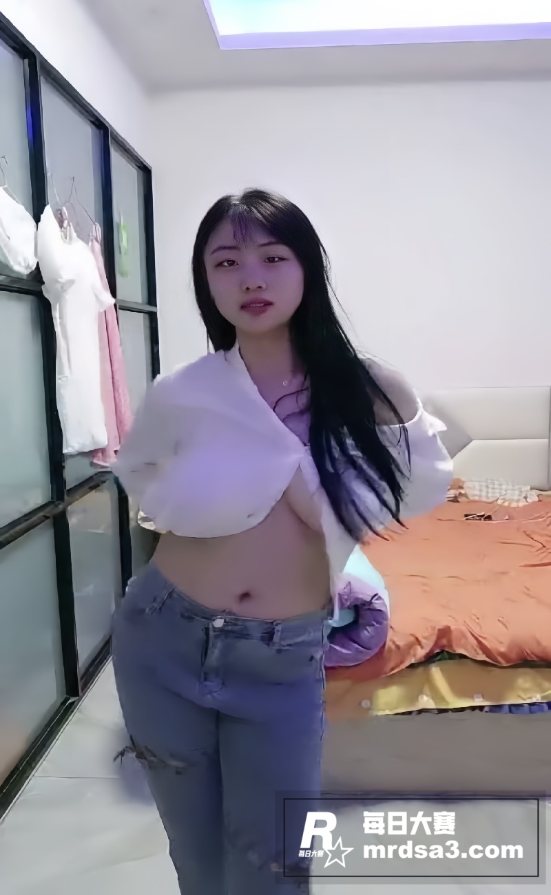 小妲己直播巨乳女神 相关图片3