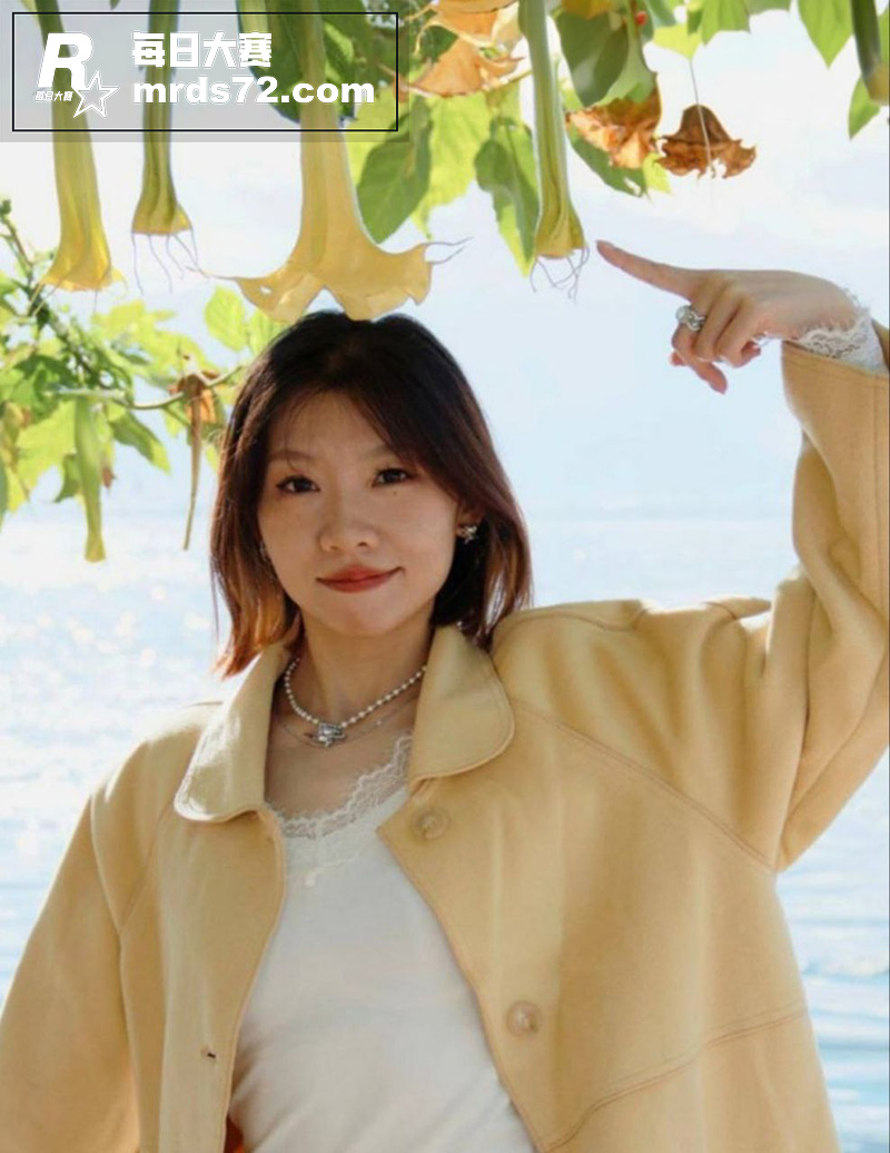 贵州艺术系女大学生 相关图片1