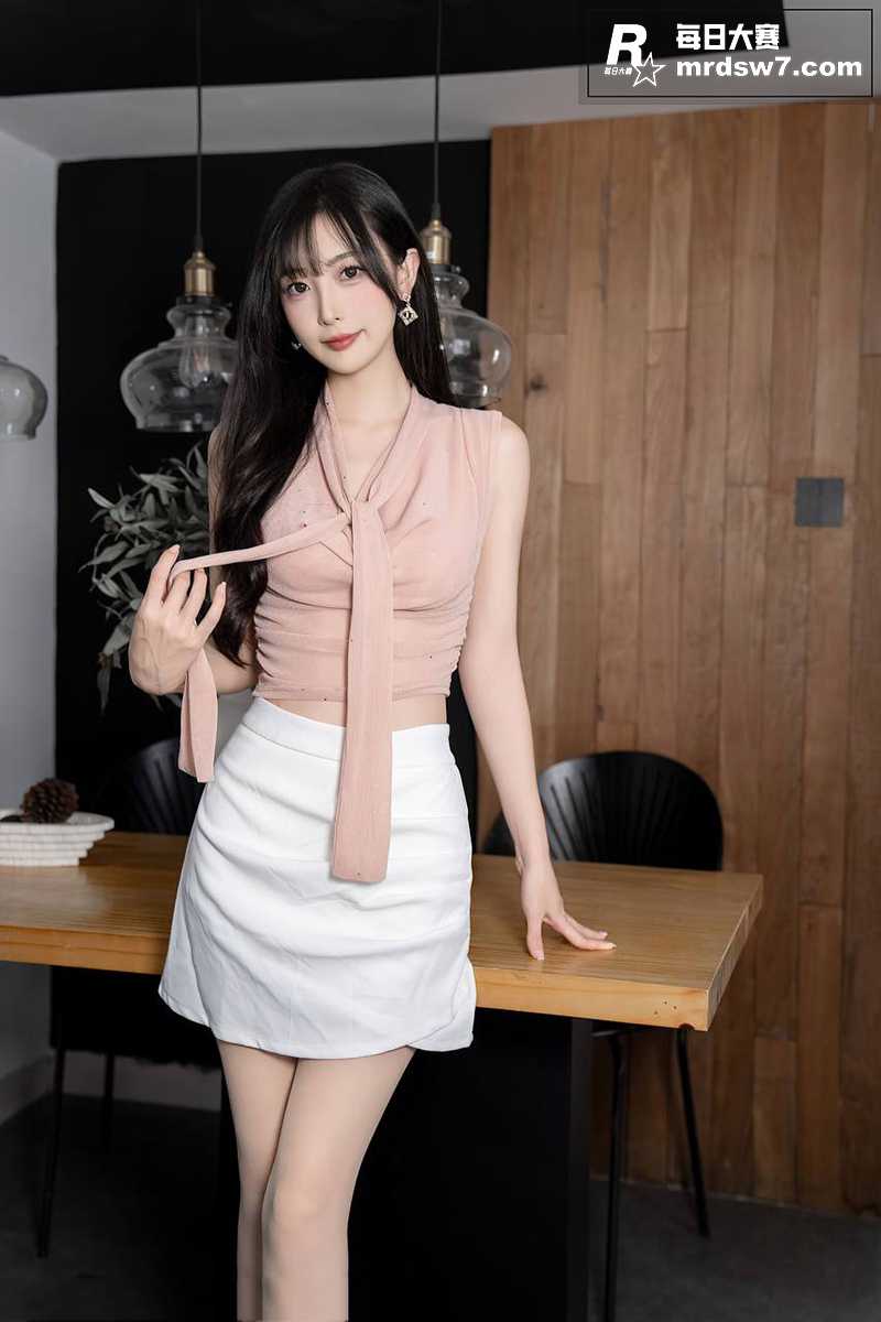 秀人网高颜值女神 林相关图片2