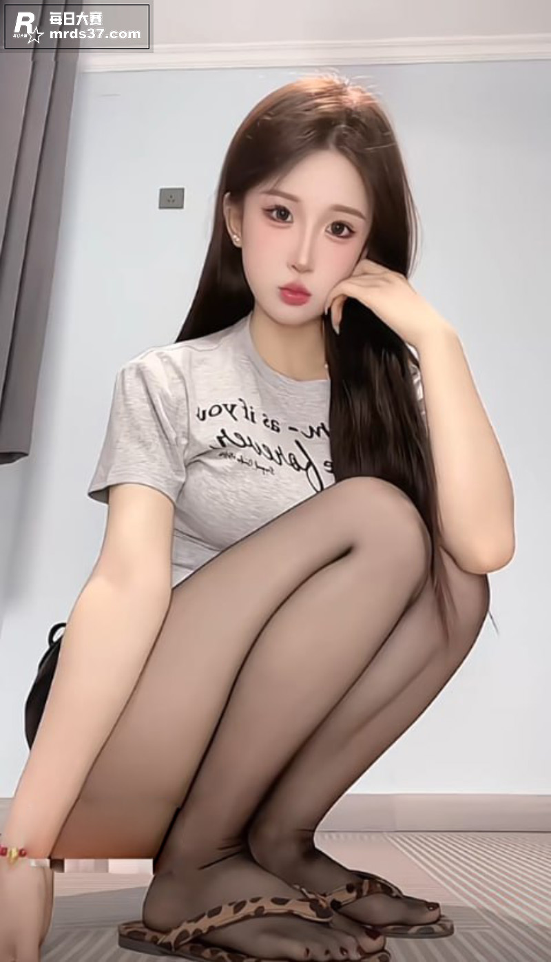 抖音高颜值网红 半眠相关图片3