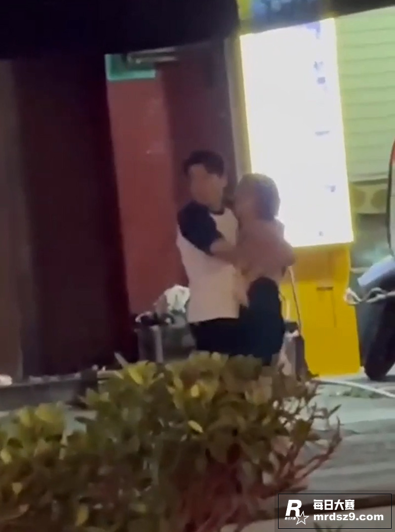成都小仙女与男友吵架相关图片1