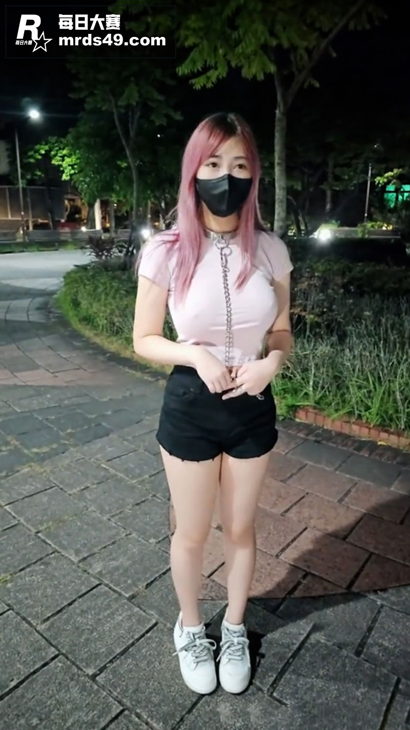 极品巨乳女神 小小Q相关图片9
