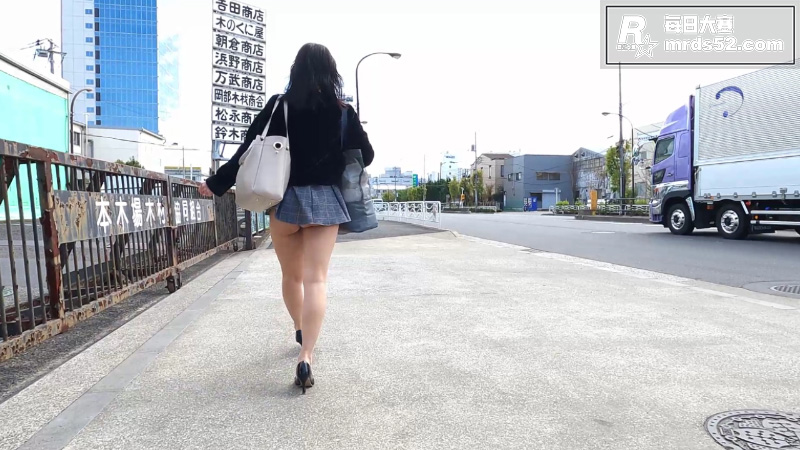 假装偷拍系列 全程尾相关图片1