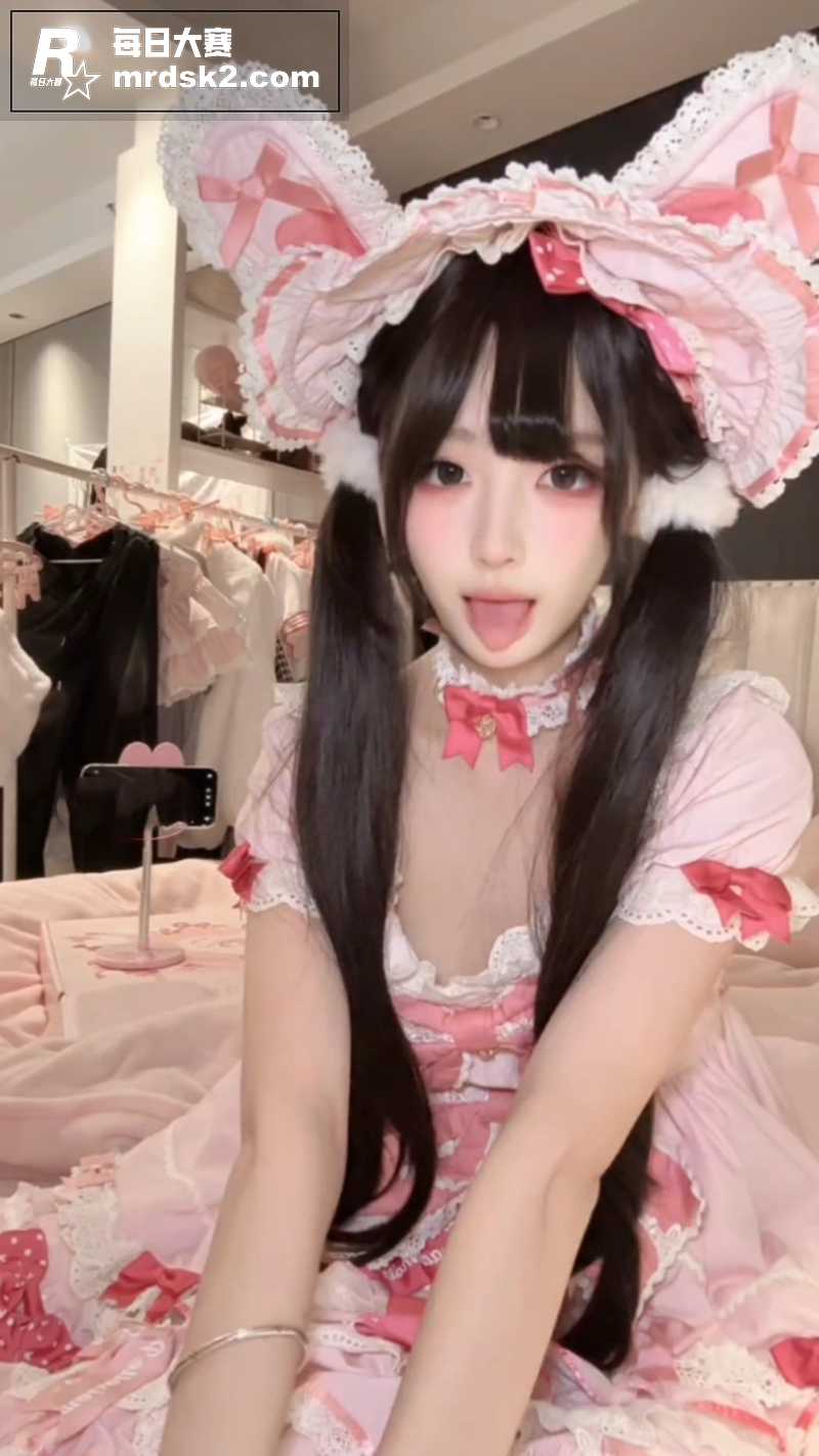 推特极品双马尾萝莉 相关图片2