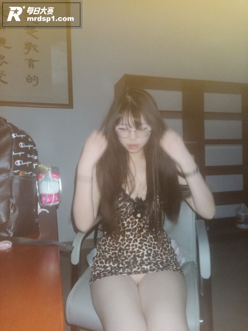 福建19岁可爱嫩妹 相关图片15