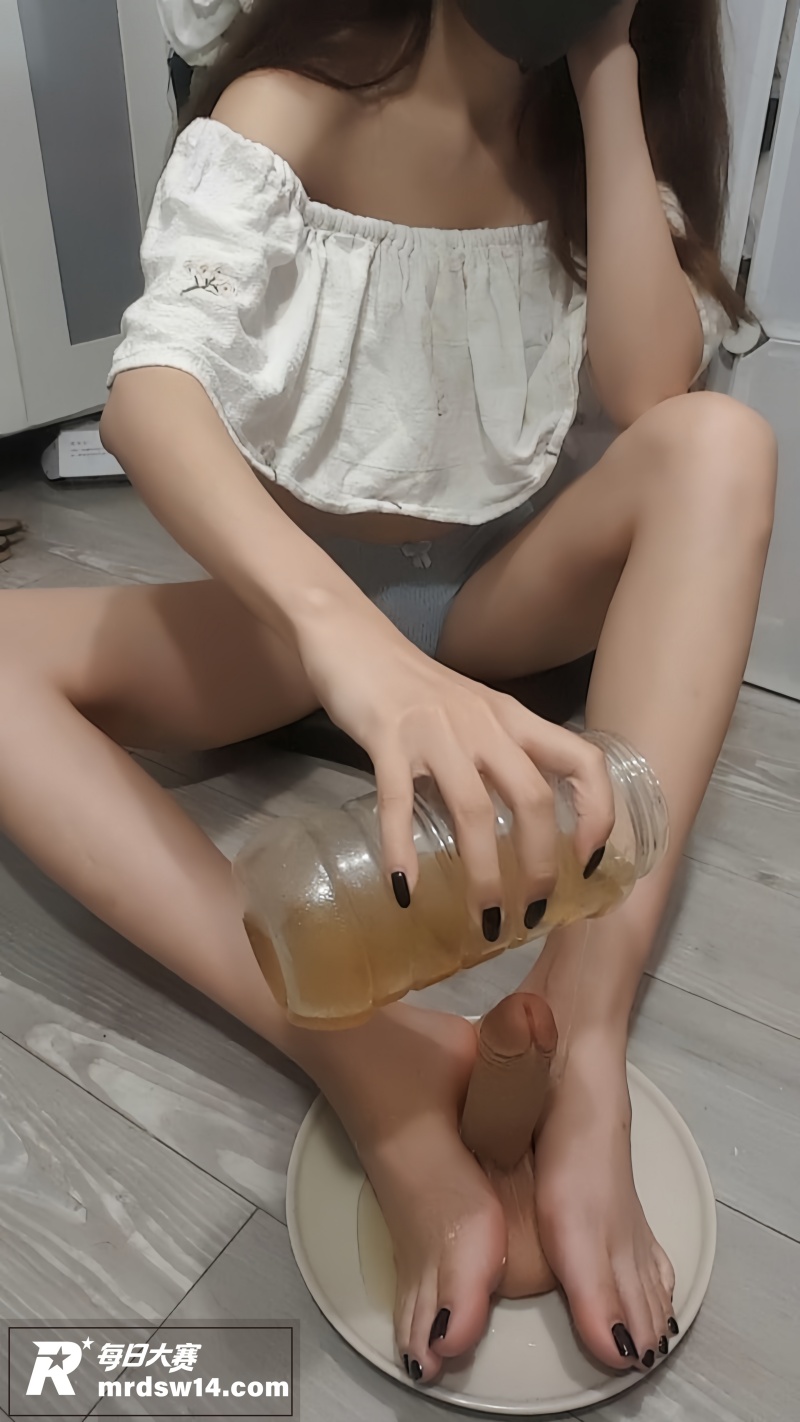 推特博主 奶油米子 相关图片2