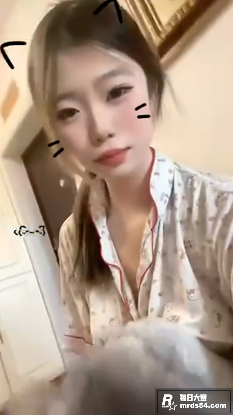 浙江温州清纯御姐 性相关图片1