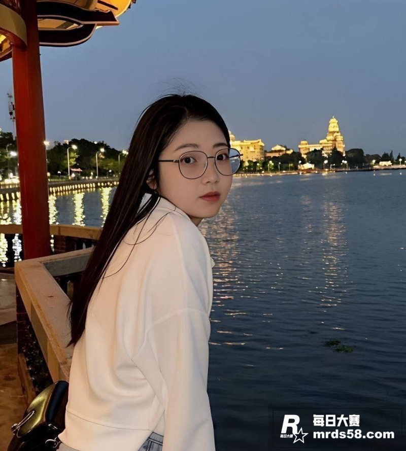 福建极品眼镜妹幼师 相关图片2