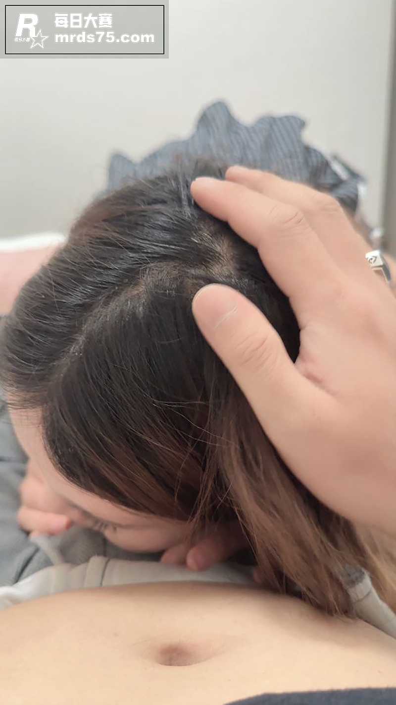 海角社区原创博主 奶相关图片1