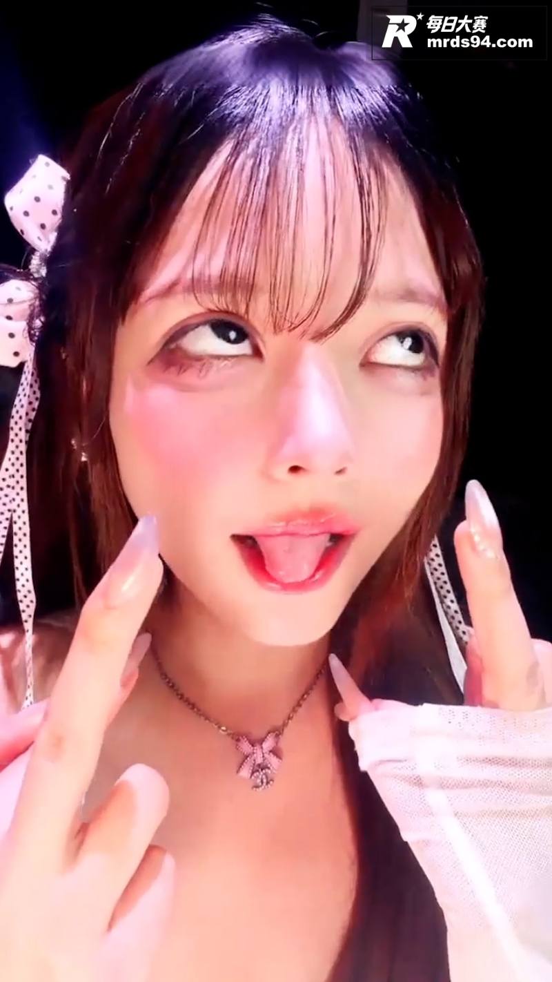 玩物社交直播女王 上相关图片3