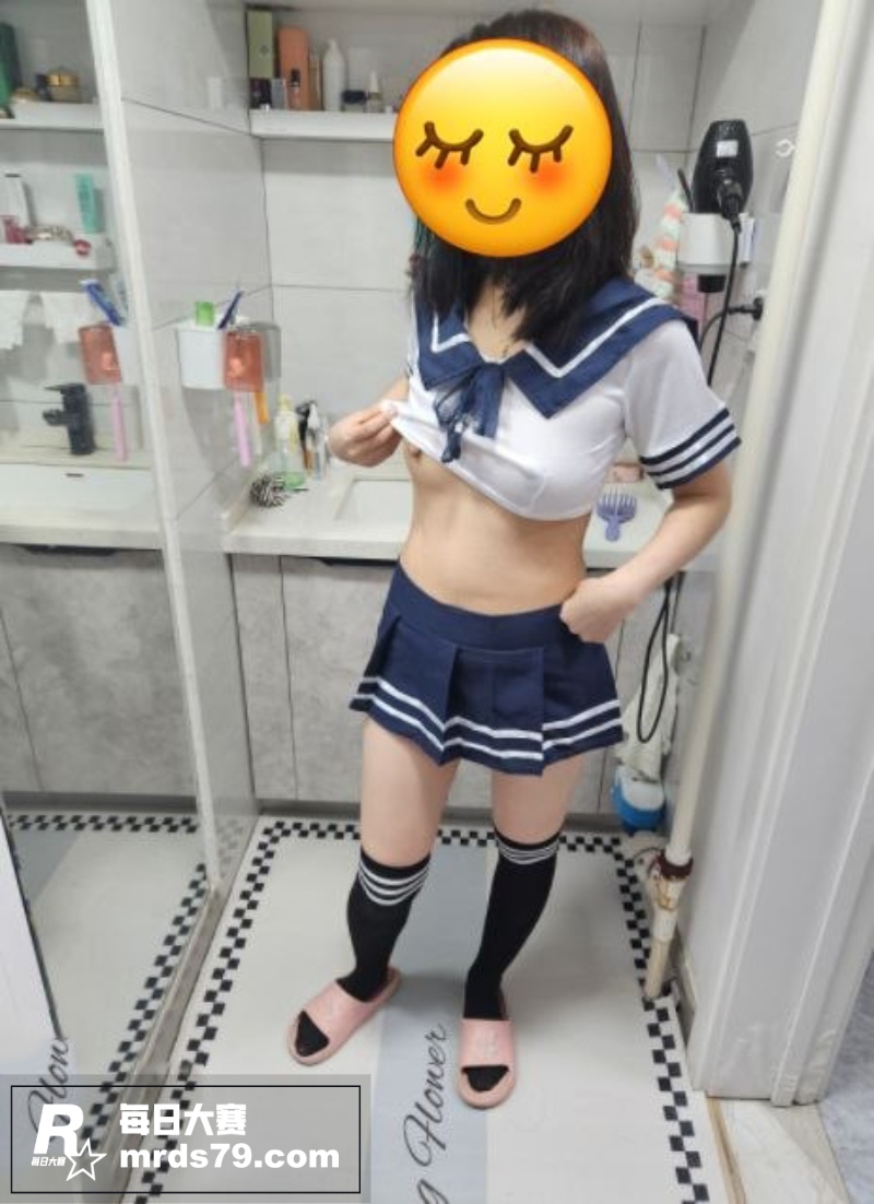 海角社区 暗水之下 相关图片1