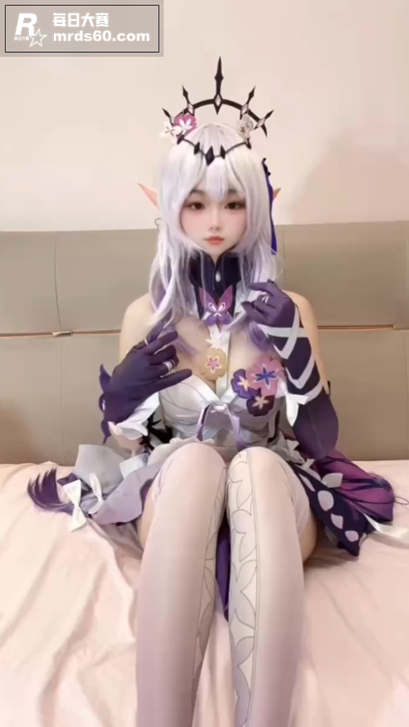 推特极品白虎萝莉 坏相关图片4
