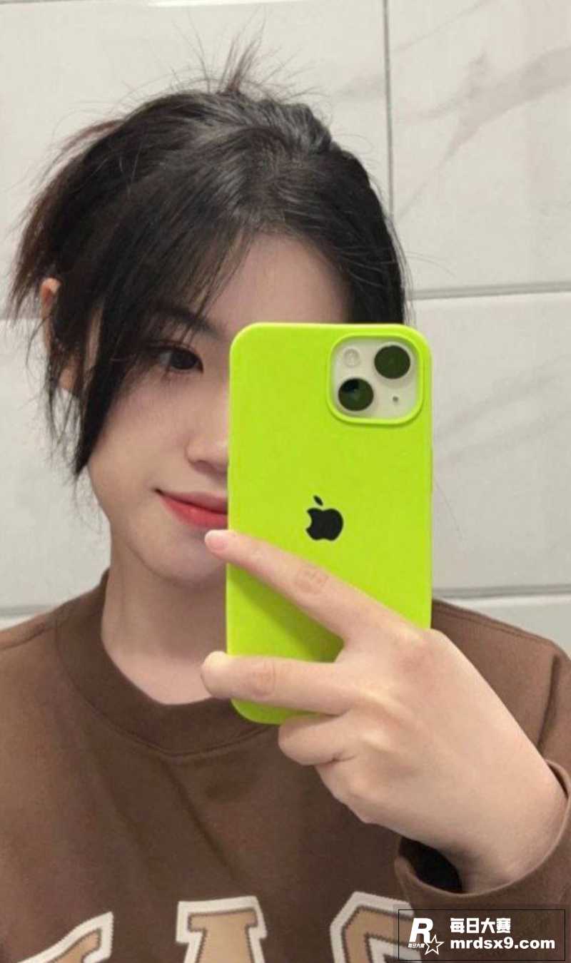 河北反差婊 郗雅文 相关图片2