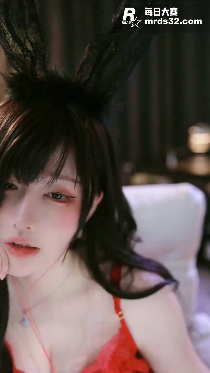 ASMR极品女神 雨相关图片1