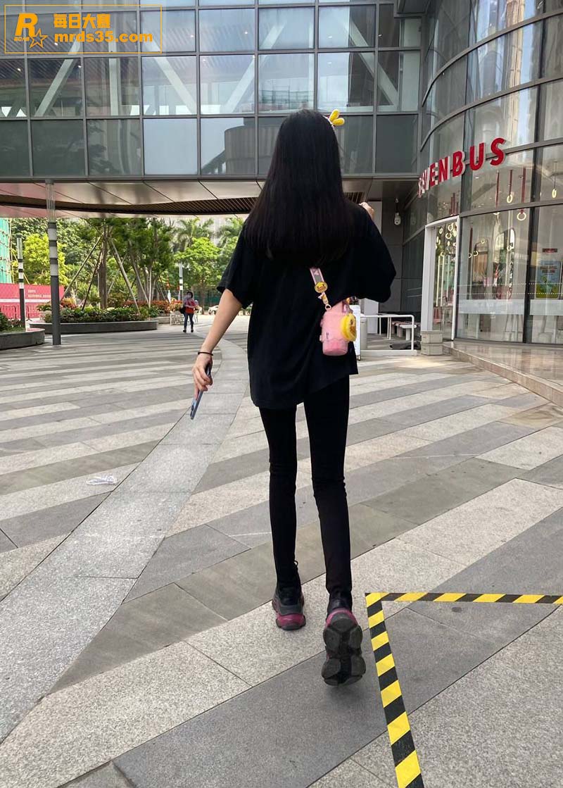 高颜值反差学生妹 孙相关图片8