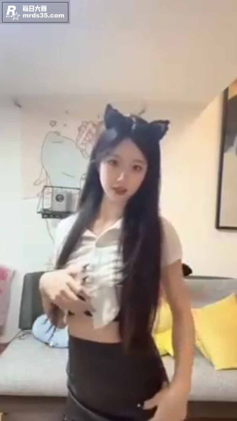 极品反差少女上演大尺相关图片3