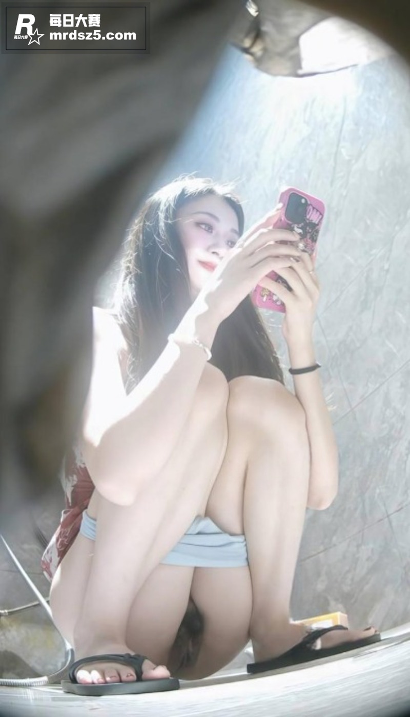 精选厕拍 摄像头下好相关图片2
