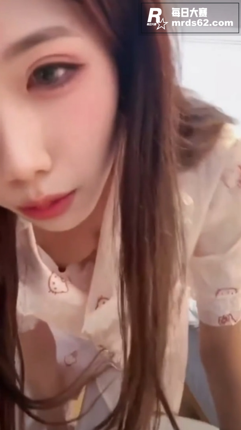 抖音快手各路网红走光相关图片8