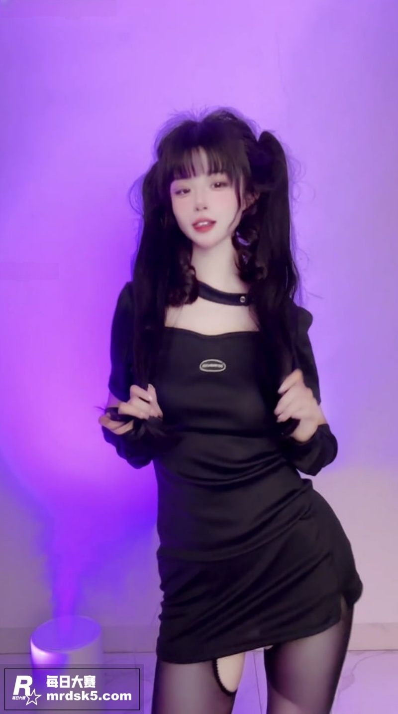 推特性感福利姬 贝璃相关图片5