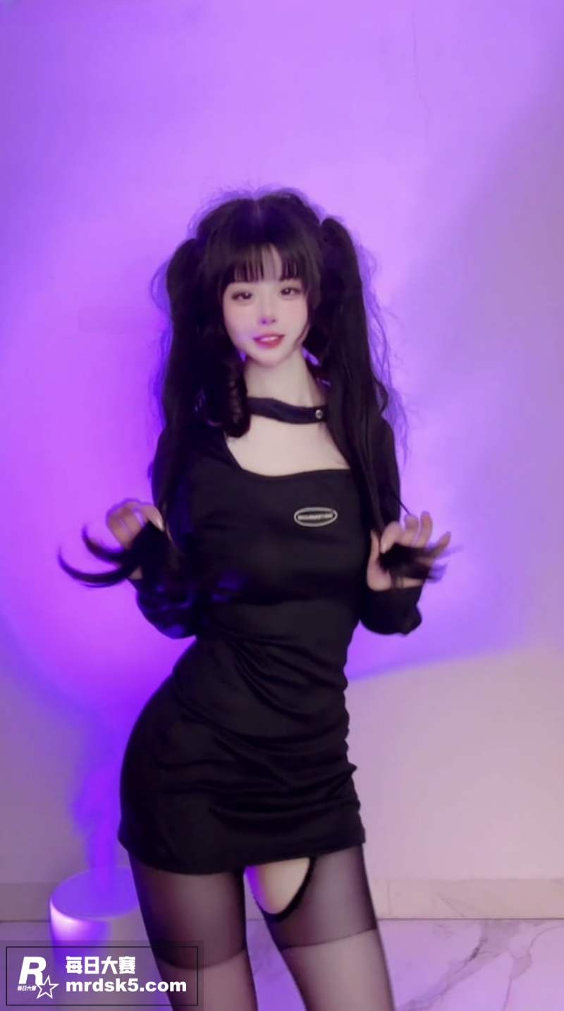 推特性感福利姬 贝璃相关图片6