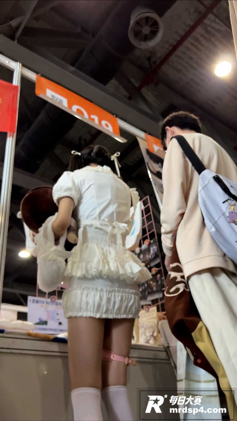 大神漫展抄底 多位极相关图片2