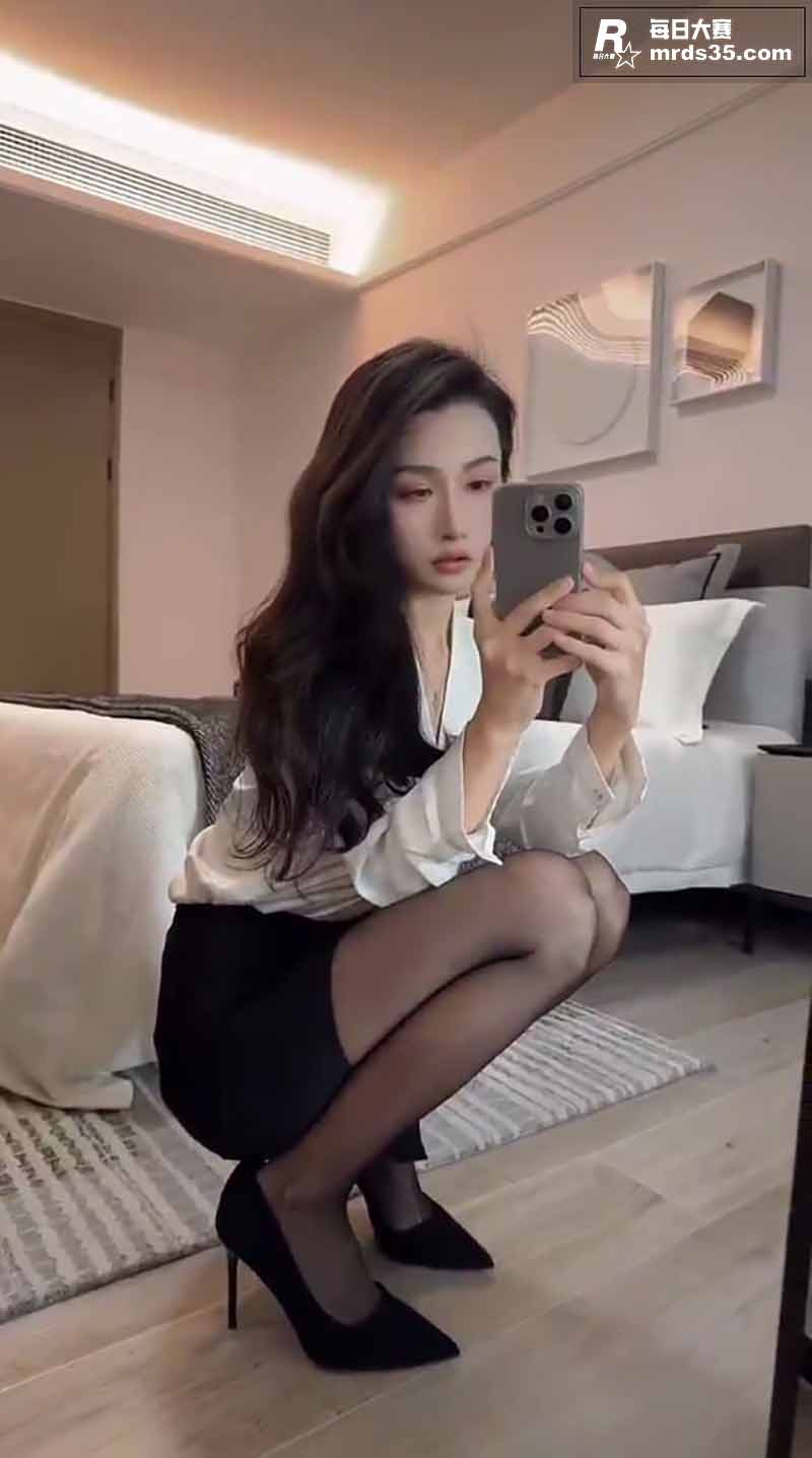抖音高颜值女神 大栗相关图片8