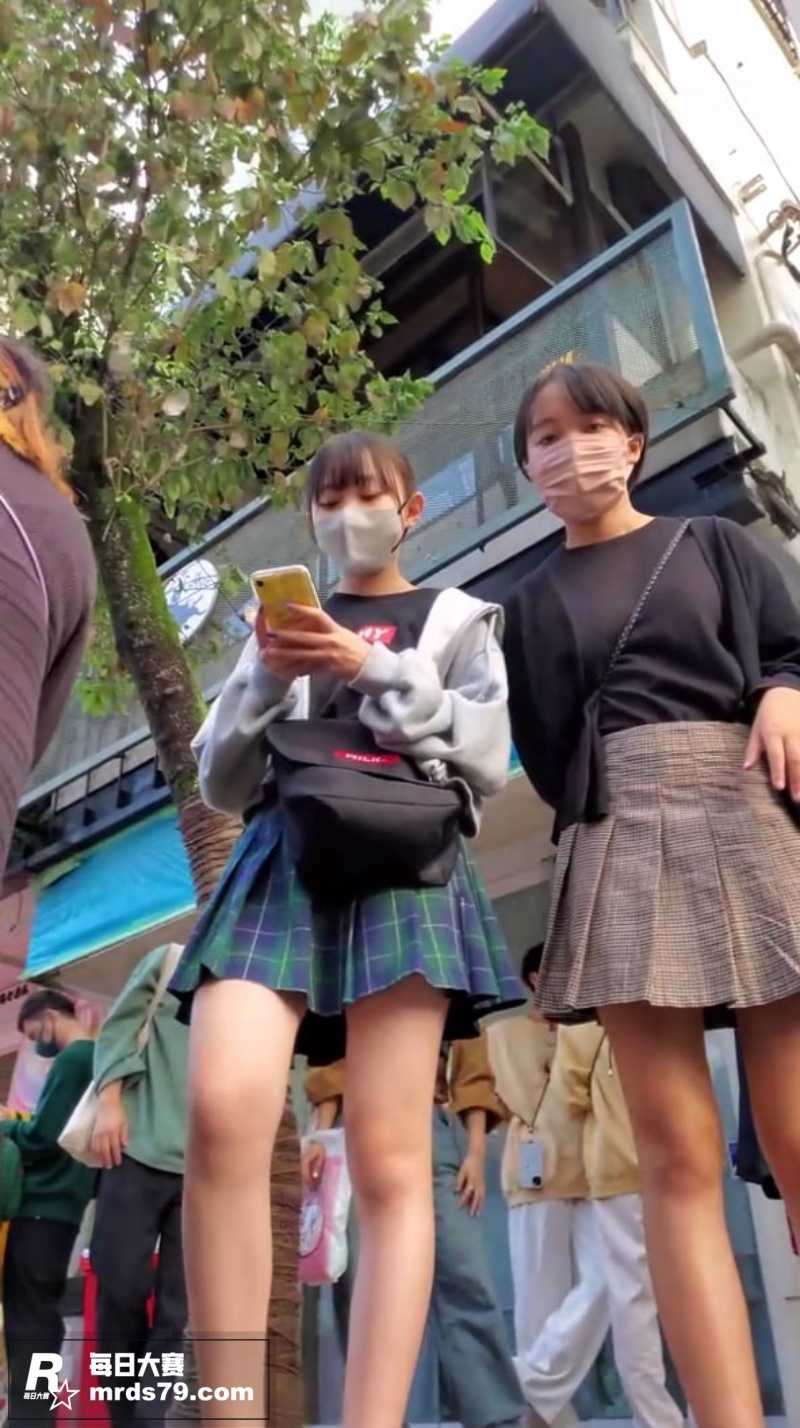 真实日本街拍 尾随抄相关图片10