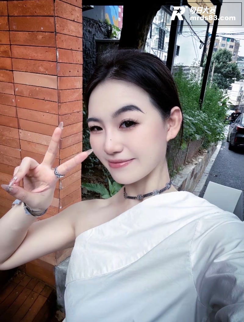 山东青岛高颜值少妇 相关图片2