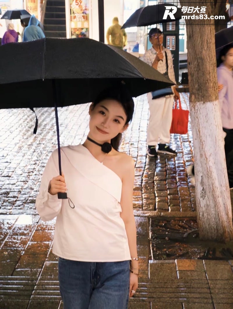 山东青岛高颜值少妇 相关图片5