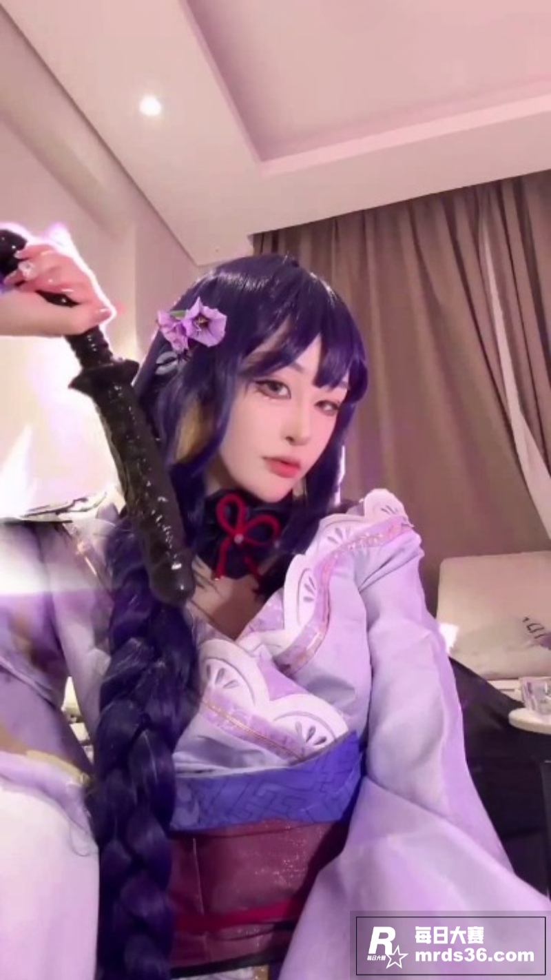 抖音网红符文女战士 相关图片2