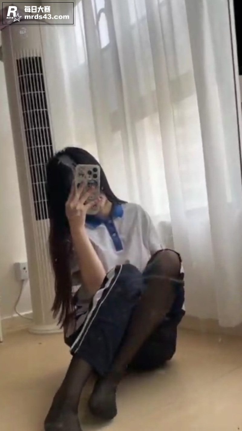 抖音极品反差萝莉 软相关图片3
