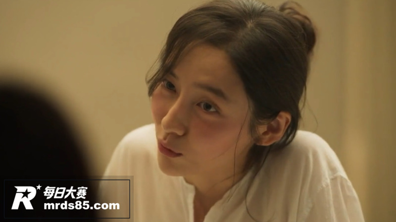 韩国国民女神 朴智贤相关图片4