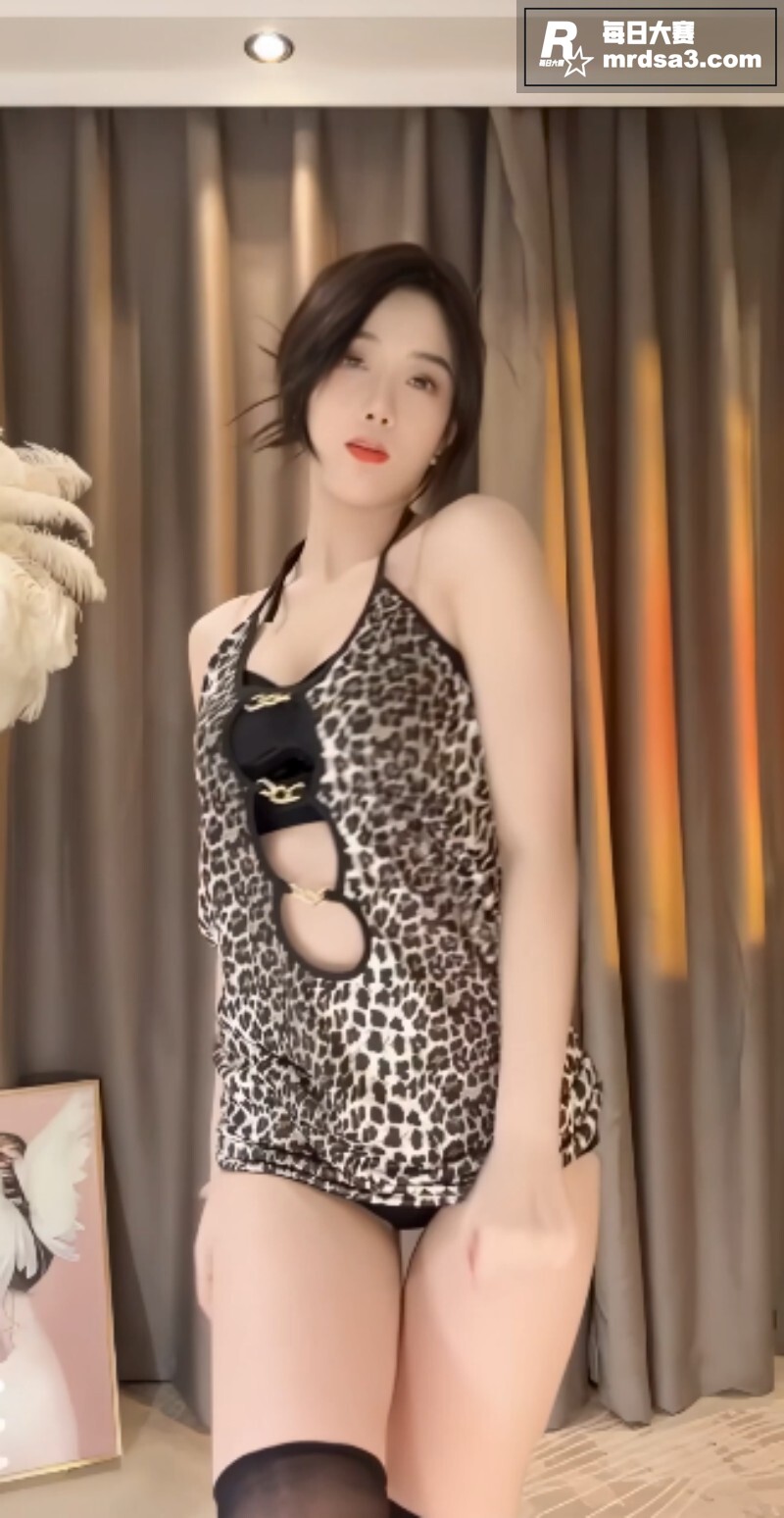 抖音高颜值御姐女神 相关图片3