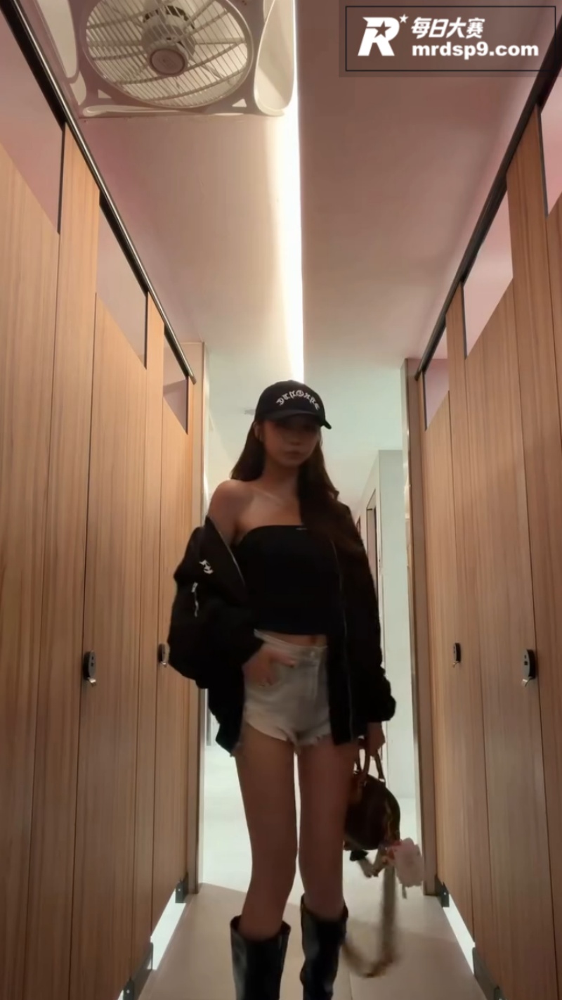 极品高颜值网红 小洁相关图片2
