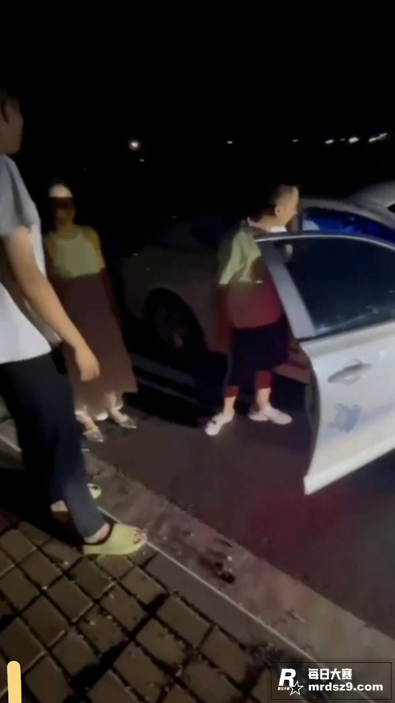 每日一抓 广东东莞女相关图片5