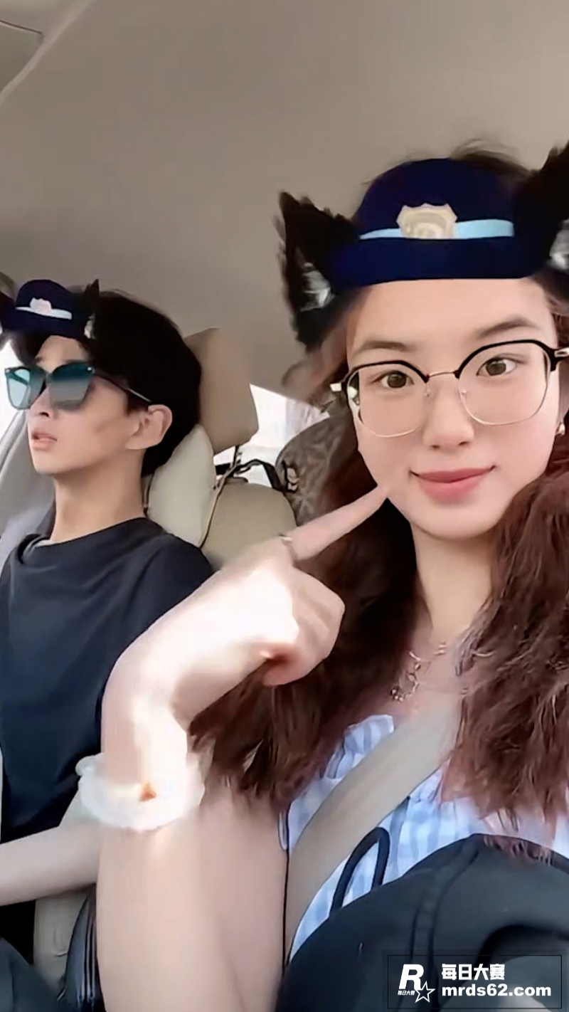 江苏扬州反差婊 是小相关图片2