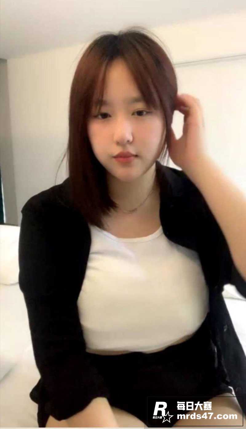 清纯可爱微胖学生妹 相关图片4