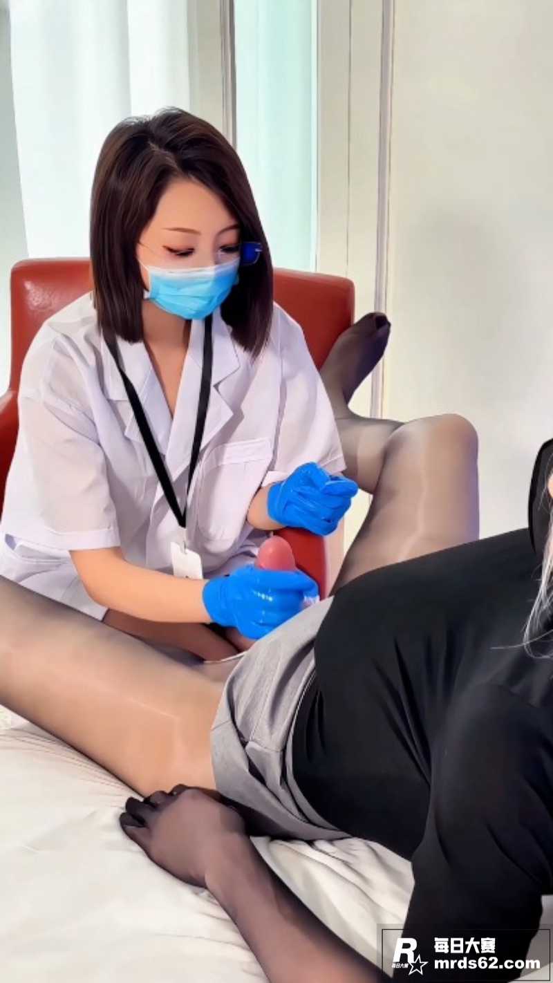 推特巨乳TS伪娘 乔相关图片2