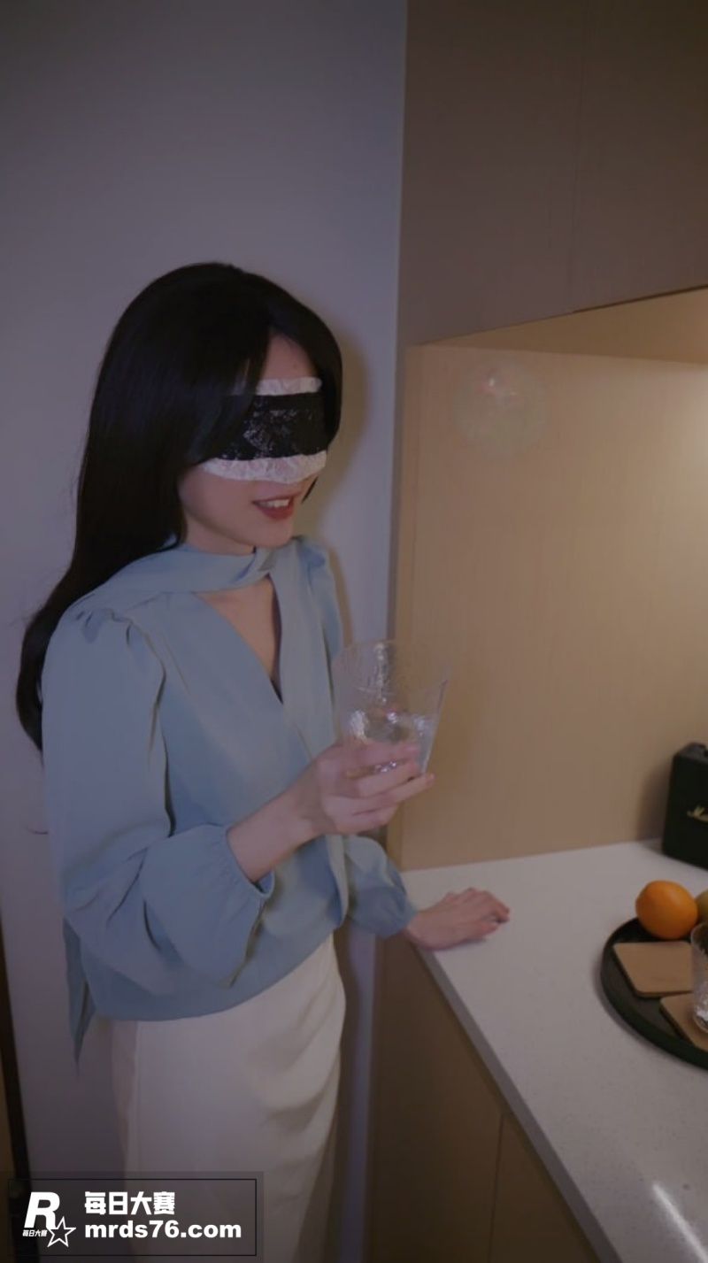 推特极品尤物 Joi相关图片4